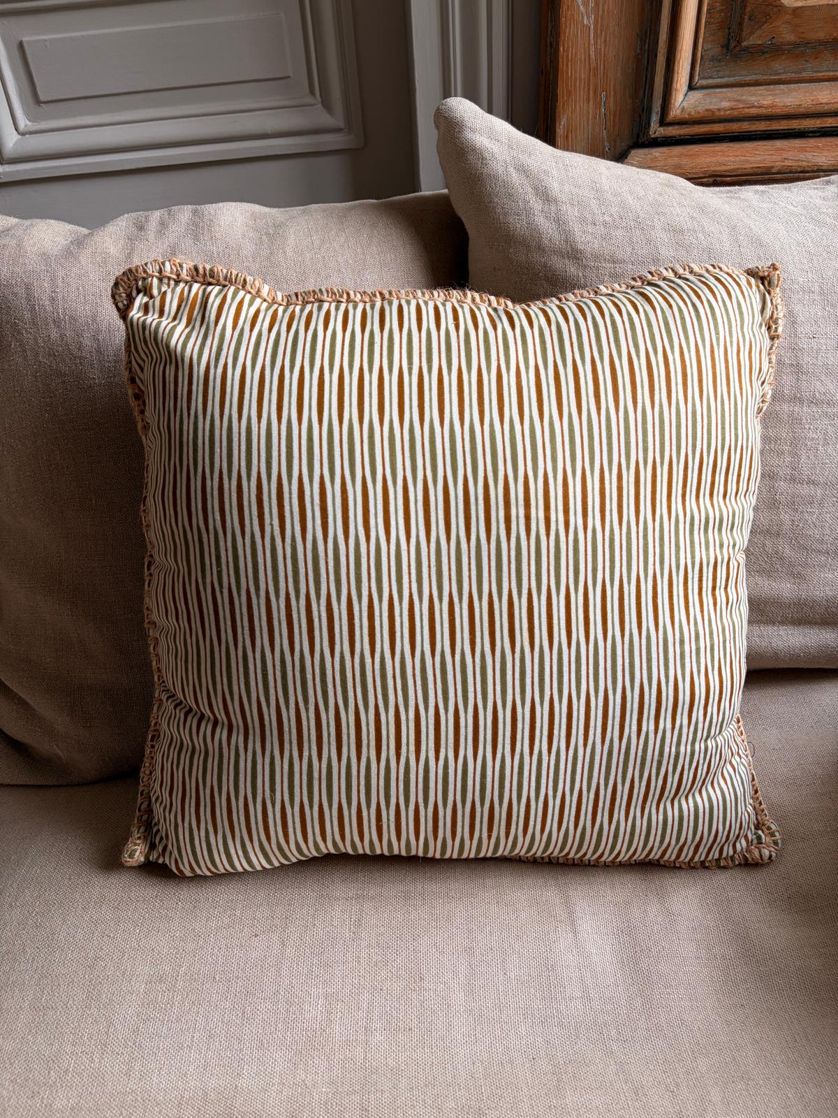 Coussin coton blockprint 50×50 cm - blanc rayures