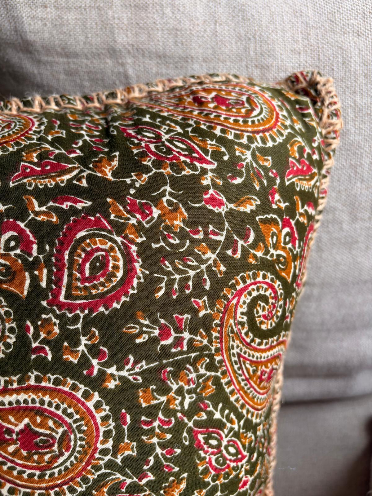 Coussin coton blockprint 50×50 cm - Vert olive